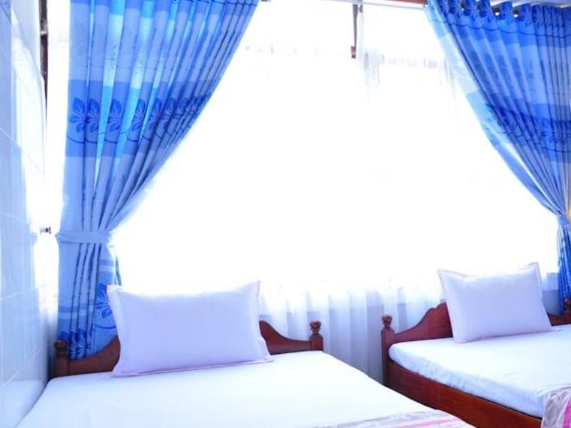 Anh Linh 1 Hotel Донгхой Экстерьер фото
