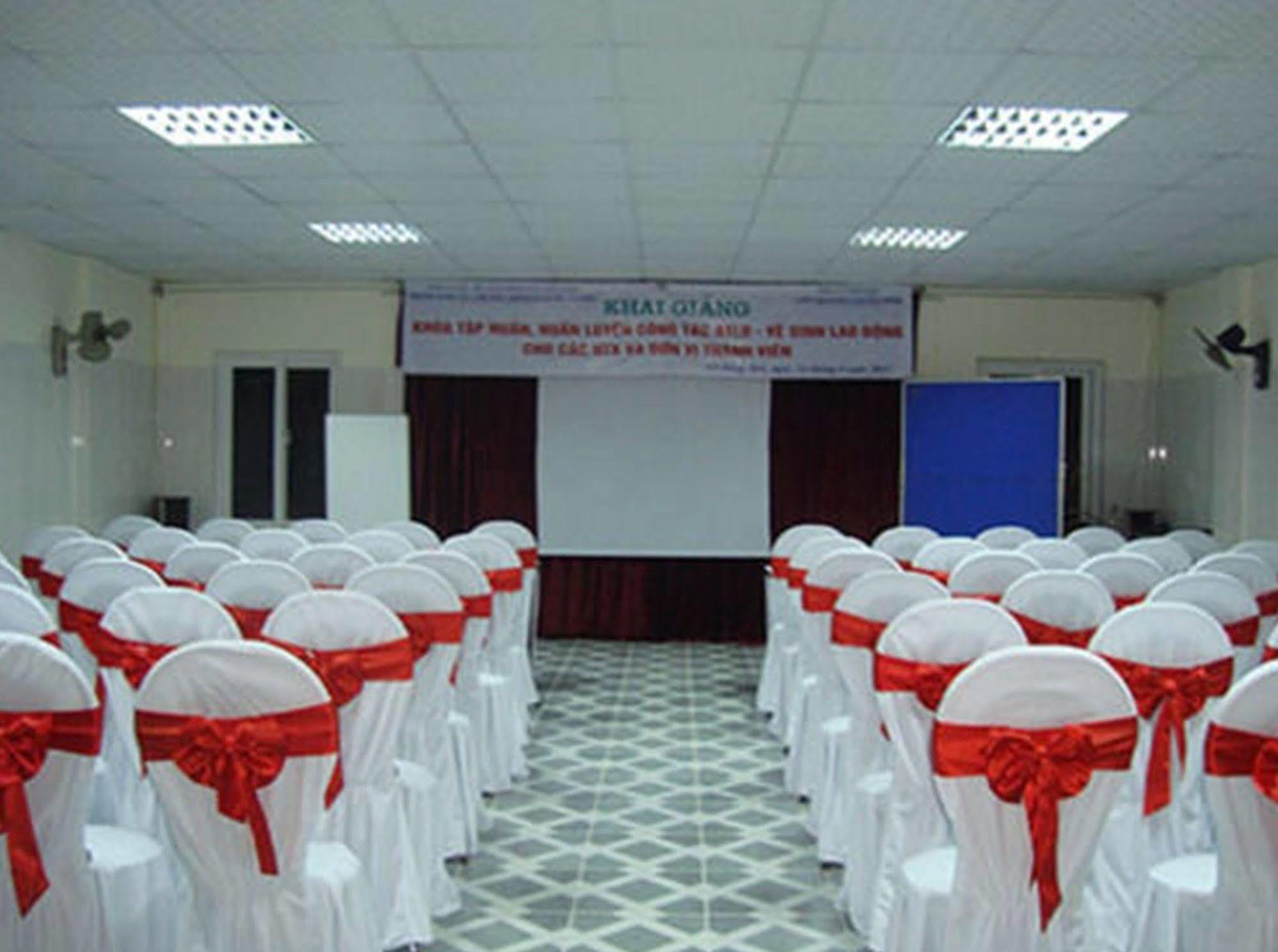 Anh Linh 1 Hotel Донгхой Экстерьер фото
