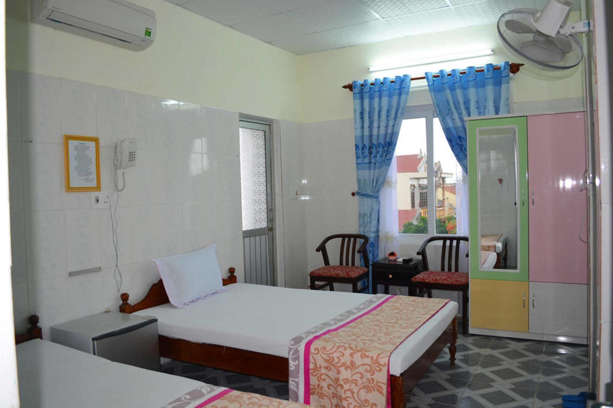Anh Linh 1 Hotel Донгхой Экстерьер фото