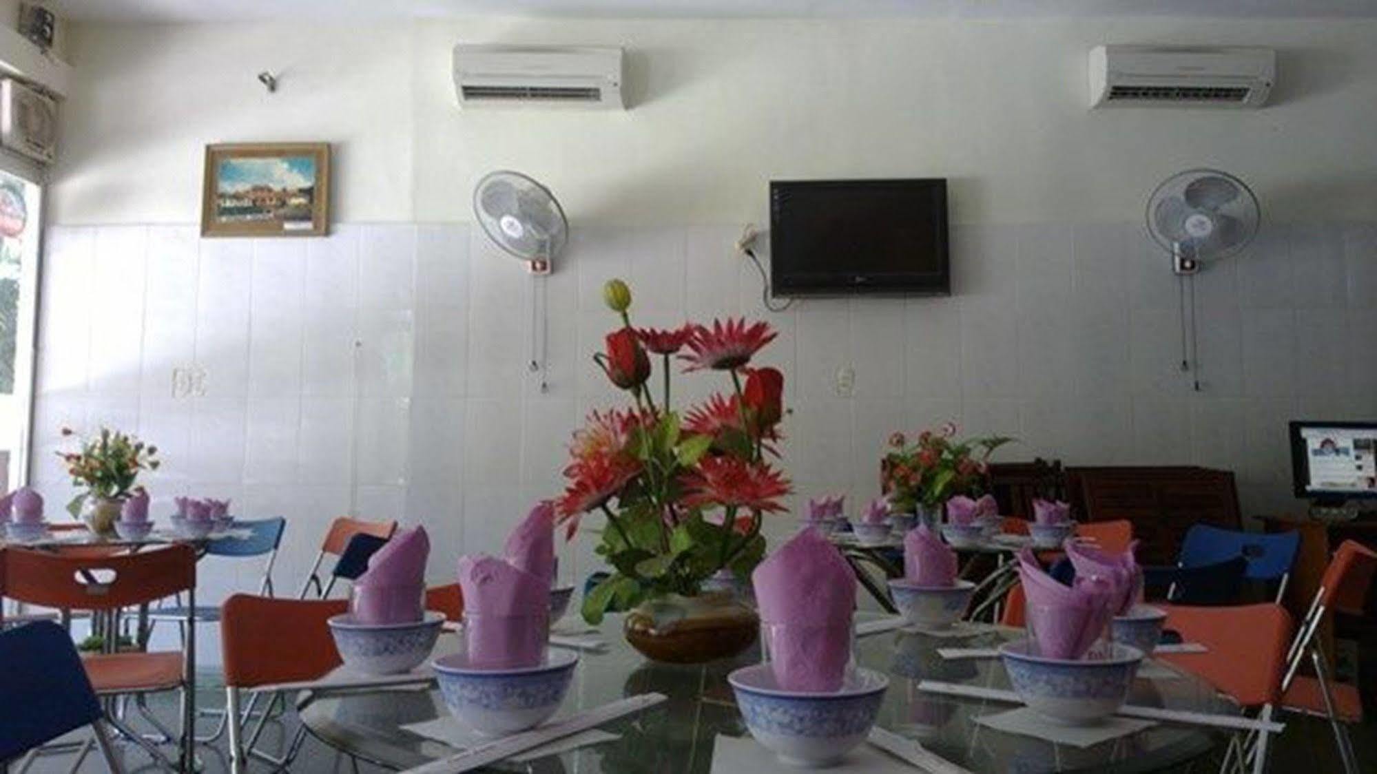 Anh Linh 1 Hotel Донгхой Экстерьер фото