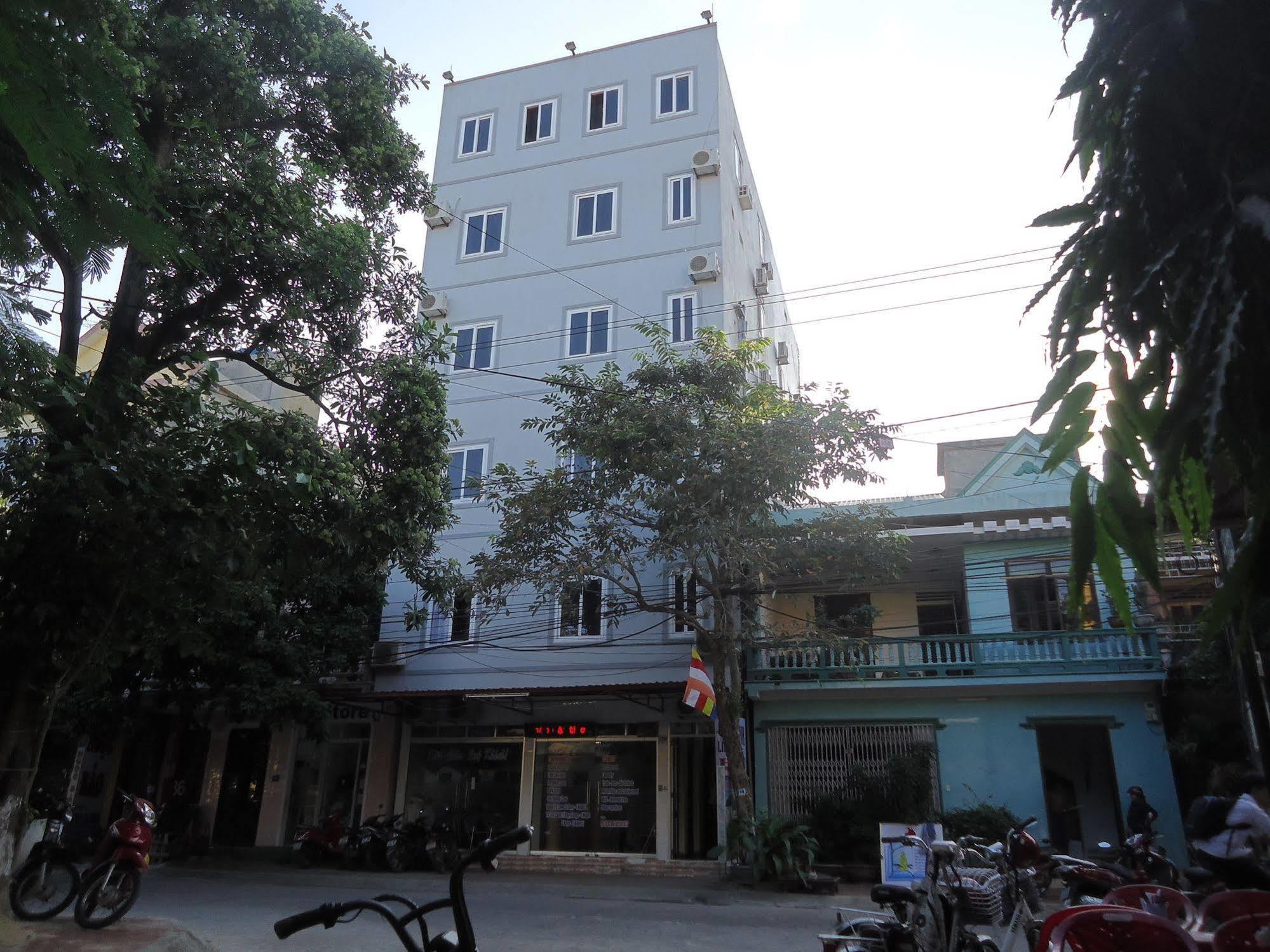 Anh Linh 1 Hotel Донгхой Экстерьер фото